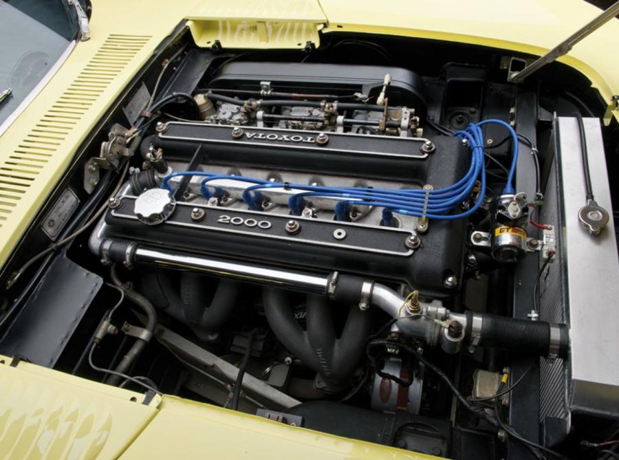  Toyota 2000GT 1967 года  (фото 22 из 27)